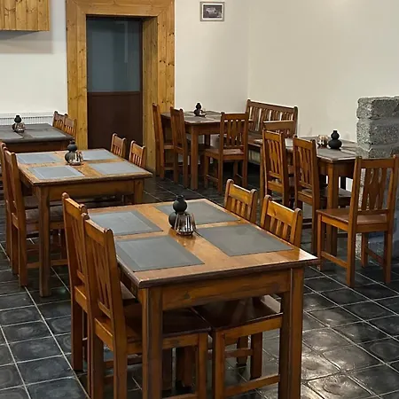 A Restaurant Jaro 게스트하우스 *