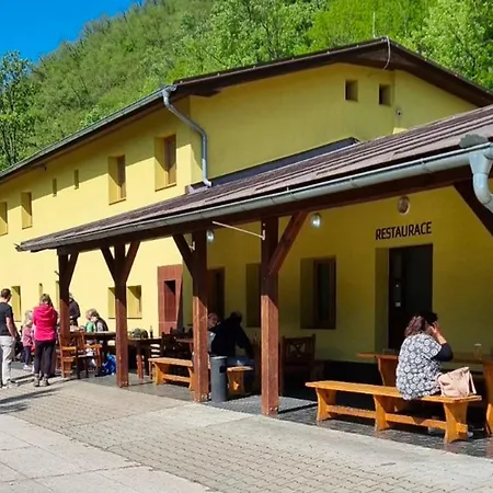 게스트하우스 A Restaurant Jaro *